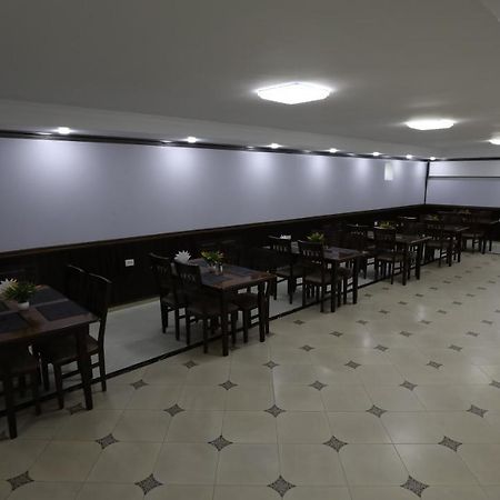 Sharq Hotel Urgencz Zewnętrze zdjęcie