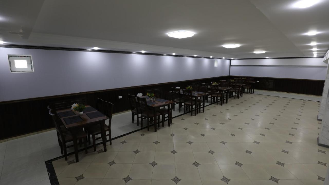 Sharq Hotel Urgencz Zewnętrze zdjęcie