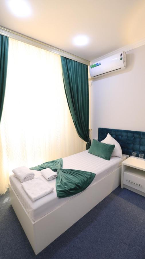 Sharq Hotel Urgencz Zewnętrze zdjęcie